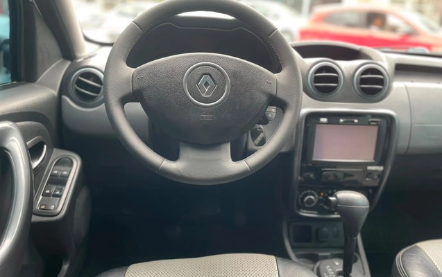 imagem-https://www.socarrao.com.br/sc-vehicle-images-prod/4165141/1790598596724-f714a8254bf94e3bac24772c5ccad48e_1790598455243.jpg