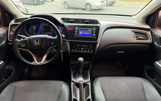imagem-https://www.socarrao.com.br/sc-vehicle-images-prod/4165216/1790599327953-07c6afb0e4064f5a9f155f12e61de7da_1790599286543.jpg