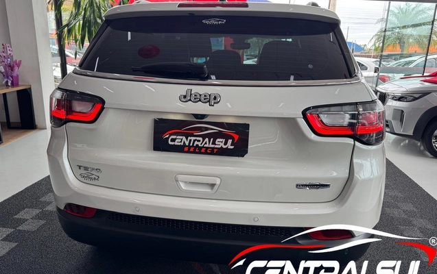 imagem-https://www.socarrao.com.br/sc-vehicle-images-prod/4165603/1790865440657-95e6c2dc8eaa4bf48f06ade96ba87425_1790865418147.jpg
