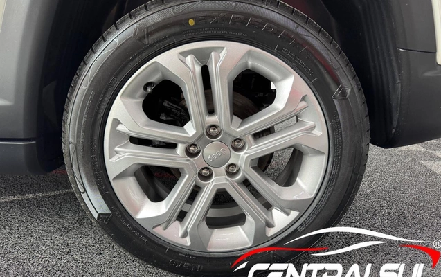 imagem-https://www.socarrao.com.br/sc-vehicle-images-prod/4165603/1790865440659-7cb7992c7aac4fb196cf22bbdc425f23_1790865418156.jpg