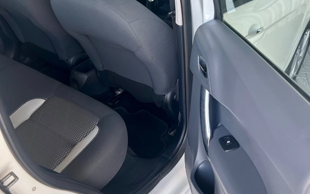 imagem-https://www.socarrao.com.br/sc-vehicle-images-prod/4165609/1790600392230-gb-9397d59.jpeg