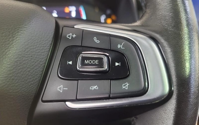 imagem-https://www.socarrao.com.br/sc-vehicle-images-prod/4165793/1791306654228-8268441_6_B_229d17cb96.jpeg