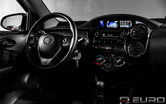 imagem-https://www.socarrao.com.br/sc-vehicle-images-prod/4165809/1790862629446-30ac3fd05b5e43faae13b9823472cafb_1790852544600.jpg