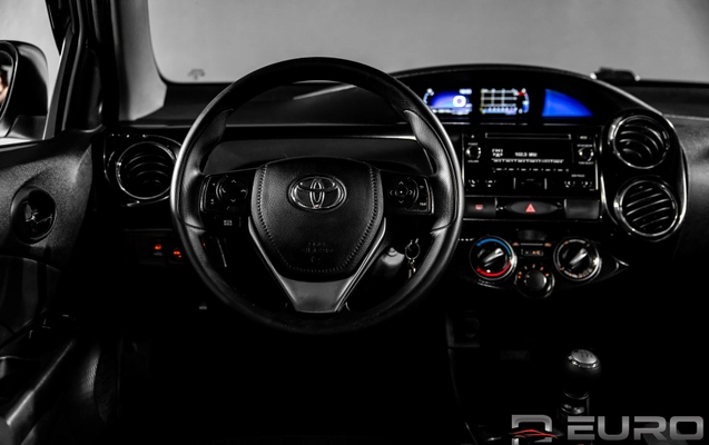 imagem-https://www.socarrao.com.br/sc-vehicle-images-prod/4165809/1790862629449-18cc86e31fca46e29fffc4d164f493c6_1790852544549.jpg
