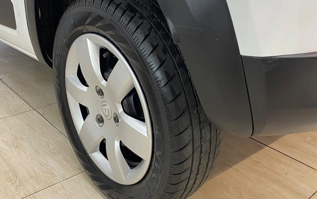 imagem-https://www.socarrao.com.br/sc-vehicle-images-prod/4165952/1790601796574-SU1HXzIxODMuanBlZw.jpeg