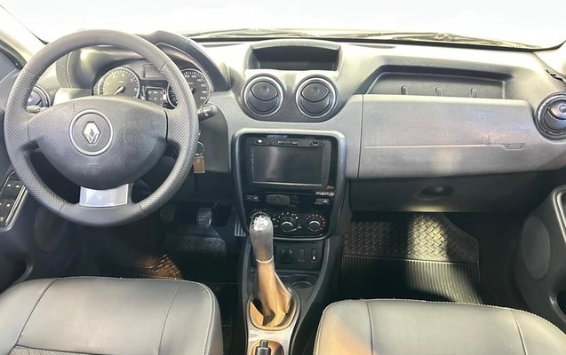 imagem-https://www.socarrao.com.br/sc-vehicle-images-prod/4166081/1790619554883-8451200_8_B_7a9ab414bc.jpeg
