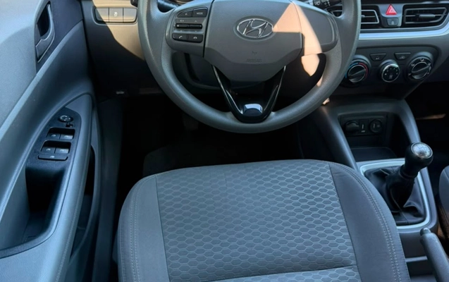 imagem-https://www.socarrao.com.br/sc-vehicle-images-prod/4166091/1790601554401-V2hhdHNBcHAgSW1hZ2UgMjAyNi0wOS0yOCBhdCAxMC4xMy4zNyAoMykuanBlZw.jpeg