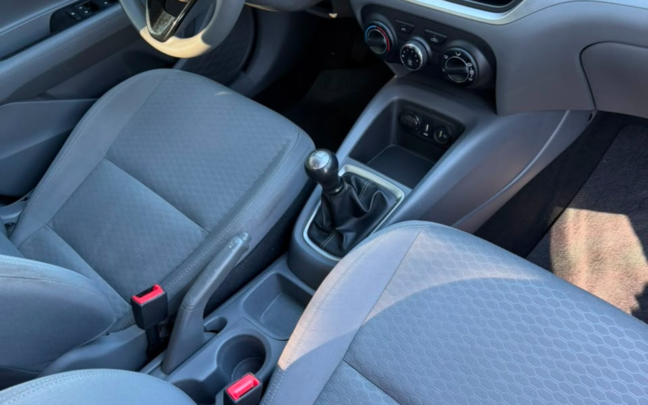 imagem-https://www.socarrao.com.br/sc-vehicle-images-prod/4166091/1790601554473-V2hhdHNBcHAgSW1hZ2UgMjAyNi0wOS0yOCBhdCAxMC4xMy4zNyAoMSkuanBlZw.jpeg