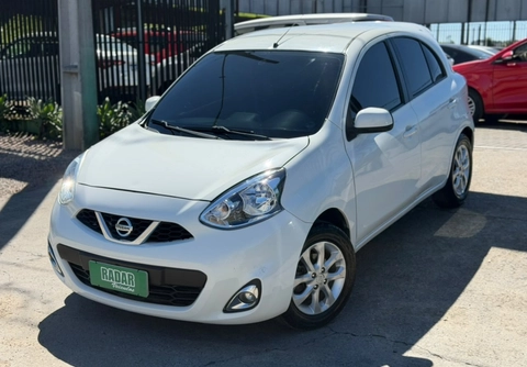 Nissan MARCH 2017 Branco — foto 1 de 3
