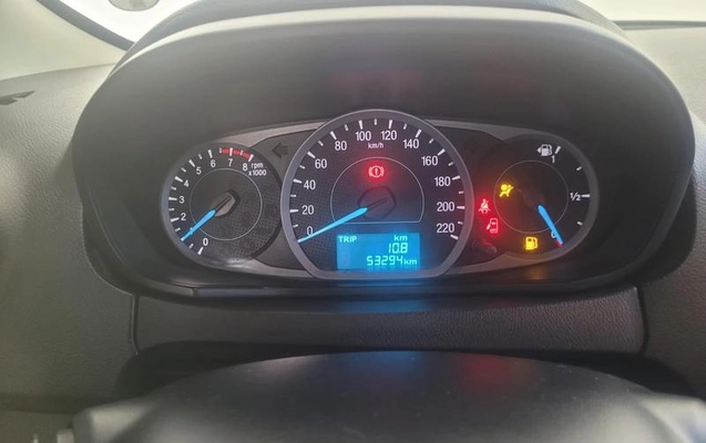imagem-https://www.socarrao.com.br/sc-vehicle-images-prod/4166094/1790619577371-8404265_16_B_0a2222efa2.jpeg
