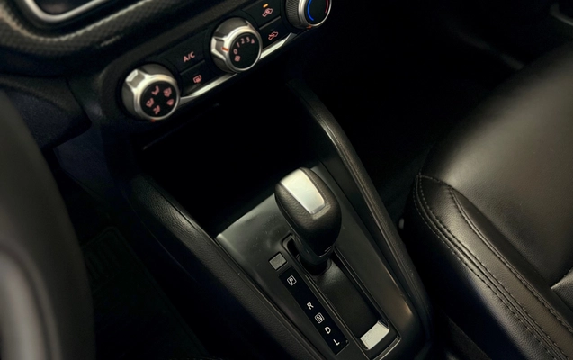 imagem-https://www.socarrao.com.br/sc-vehicle-images-prod/4166097/1790604994246-782f4d7a8eee4b97921311e96701df9b_1790451791450.jpg