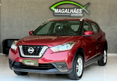 Nissan KICKS 2018 Vermelho — foto 1 de 3
