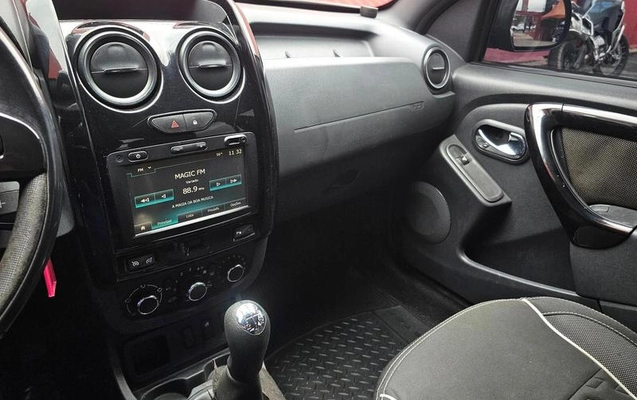 imagem-https://www.socarrao.com.br/sc-vehicle-images-prod/4166099/1790621508892-8496525_15_B_6b43579507.jpeg
