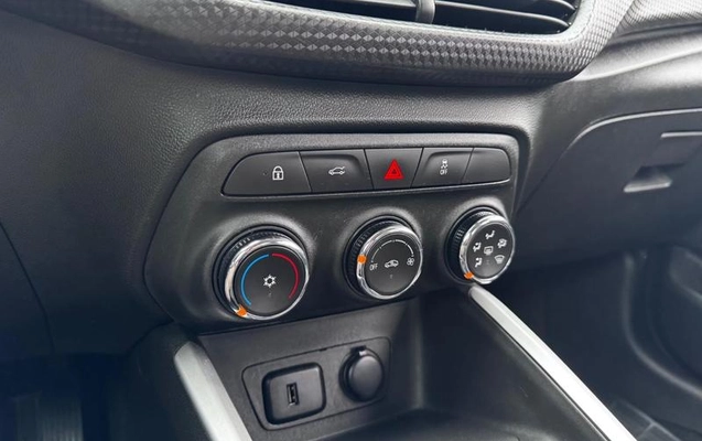 imagem-https://www.socarrao.com.br/sc-vehicle-images-prod/4166101/1790601691621-8449970_11_B_d39c004473.jpeg