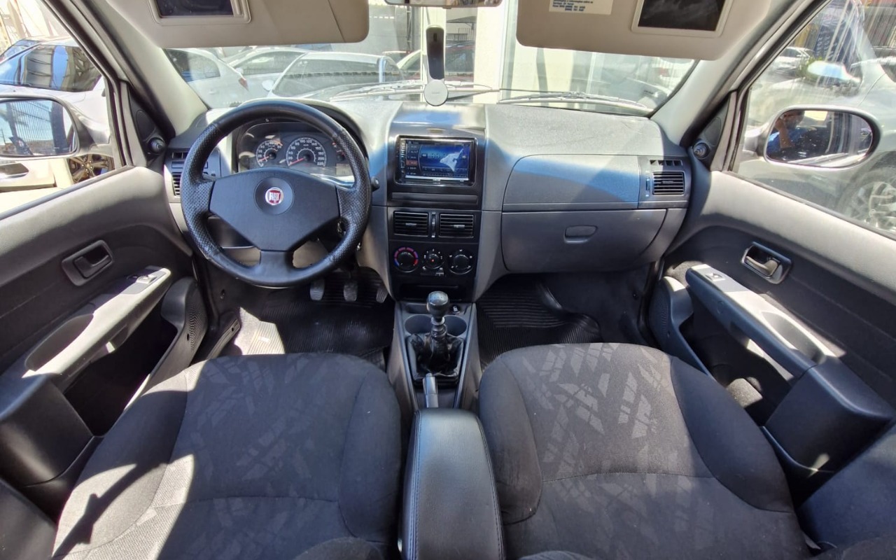 imagem-https://www.socarrao.com.br/sc-vehicle-images-prod/4166129/1790601854135-MTIuanBlZw.jpeg