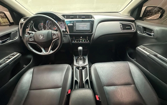 imagem-https://www.socarrao.com.br/sc-vehicle-images-prod/4166168/1790602009861-fa6df19e8dd140f3a1db4b3b41668ed3_1790601996436.jpg
