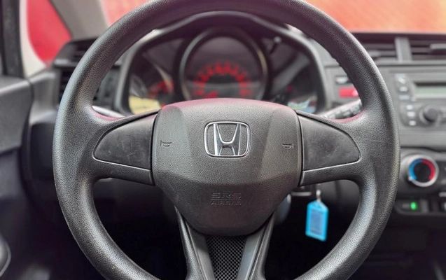 imagem-https://www.socarrao.com.br/sc-vehicle-images-prod/4166199/1790602058083-8388710_8_B_3e4c9224ac.jpeg
