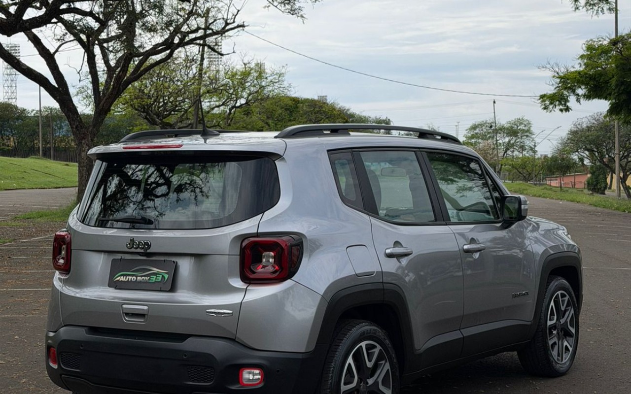 imagem-https://www.socarrao.com.br/sc-vehicle-images-prod/4166300/1790602182658-V2hhdHNBcHAgSW1hZ2UgMjAyNi0wOS0yOCBhdCAxMC4yNC4wMCAoMSkuanBlZw.jpeg