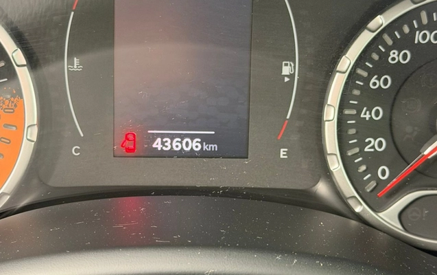 imagem-https://www.socarrao.com.br/sc-vehicle-images-prod/4166300/1790602182967-V2hhdHNBcHAgSW1hZ2UgMjAyNi0wOS0yOCBhdCAxMC4yNC4wMi5qcGVn.jpeg
