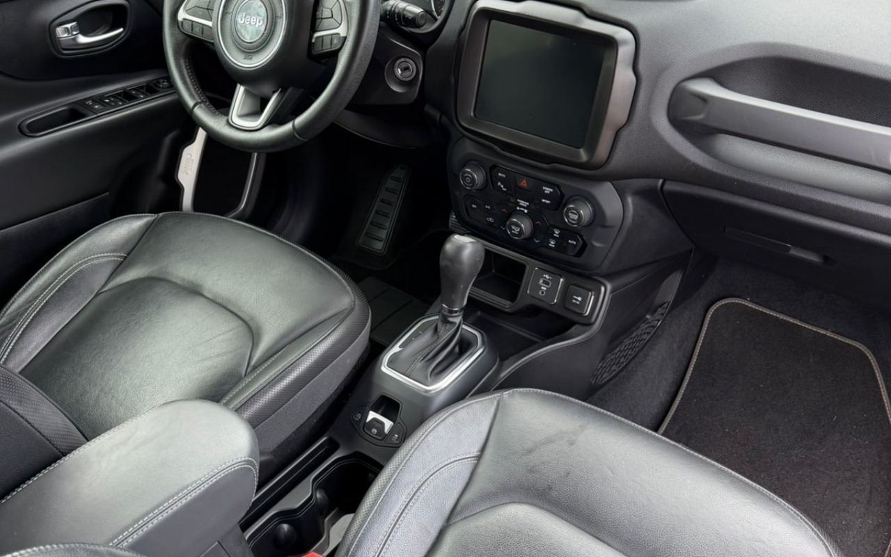 imagem-https://www.socarrao.com.br/sc-vehicle-images-prod/4166300/1790602183159-V2hhdHNBcHAgSW1hZ2UgMjAyNi0wOS0yOCBhdCAxMC4yNC4wMSAoMykuanBlZw.jpeg