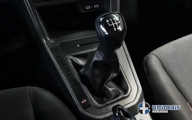 imagem-https://www.socarrao.com.br/sc-vehicle-images-prod/4166358/1790602285975-cd34df42-91d5-437e-b1f2-27288df092a920260928094003.jpeg