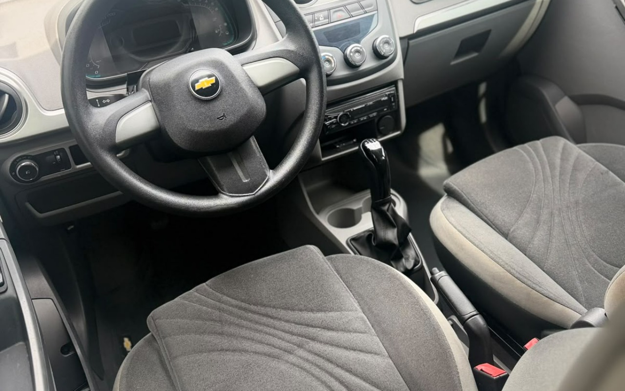 imagem-https://www.socarrao.com.br/sc-vehicle-images-prod/4166832/1790605597973-V2hhdHNBcHAgSW1hZ2UgMjAyNi0wOS0yOCBhdCAxMC40NS4zOCAoMSkuanBlZw.jpeg