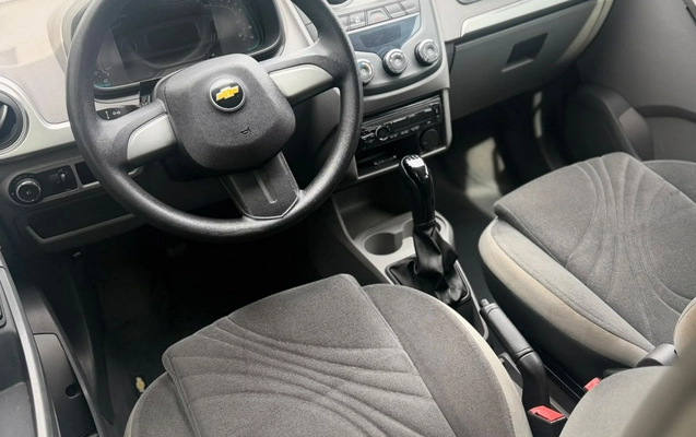 imagem-https://www.socarrao.com.br/sc-vehicle-images-prod/4166832/1790605597973-V2hhdHNBcHAgSW1hZ2UgMjAyNi0wOS0yOCBhdCAxMC40NS4zOCAoMSkuanBlZw.jpeg