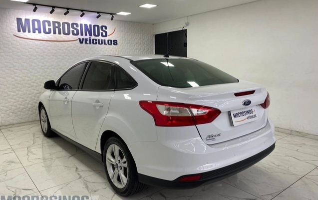 imagem-https://www.socarrao.com.br/sc-vehicle-images-prod/4166845/1790603676790-9d6f785e0d104675a3c3863060db6923_1790603644240.jpg