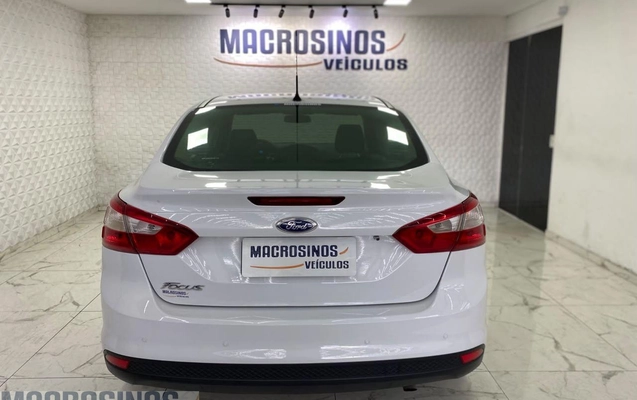 imagem-https://www.socarrao.com.br/sc-vehicle-images-prod/4166845/1790603676801-07ef634583994f3ba0791c9bb2aaf896_1790603644268.jpg