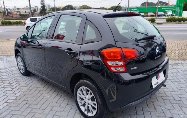 imagem-https://www.socarrao.com.br/sc-vehicle-images-prod/4166993/1790603842462-ZXggMDMuanBlZw.jpeg