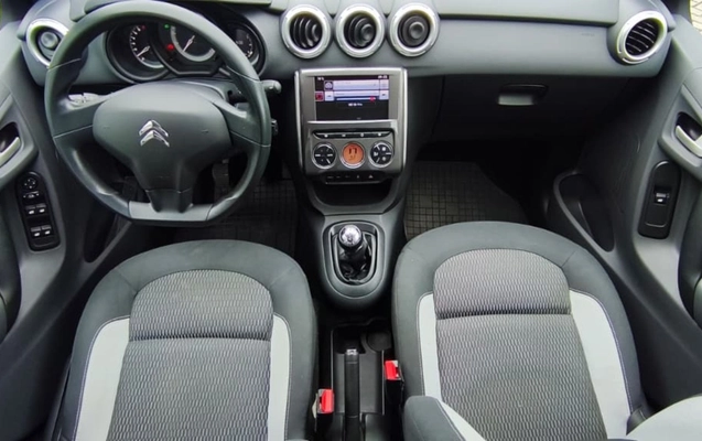 imagem-https://www.socarrao.com.br/sc-vehicle-images-prod/4166993/1790603843393-aW4gMDYuanBlZw.jpeg