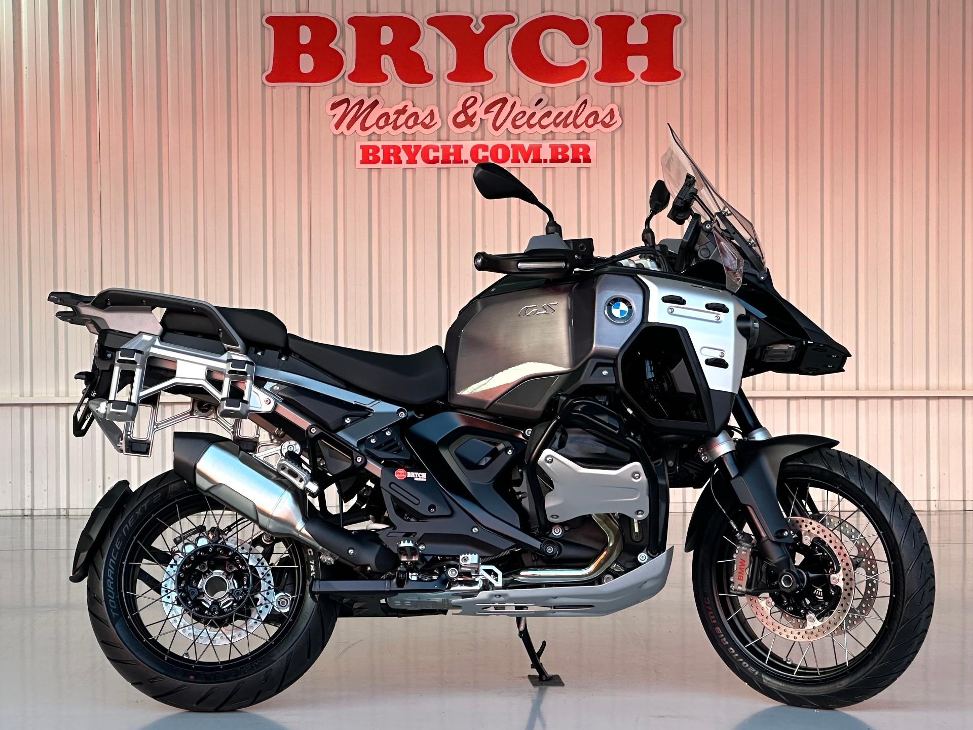 BMW R 1300 GS Adventure Triple Black  na cor Preto em Pomerode / SC - 41673