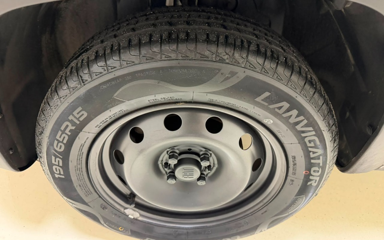 imagem-https://www.socarrao.com.br/sc-vehicle-images-prod/4167335/1790605145998-V2hhdHNBcHAgSW1hZ2UgMjAyNi0wOC0xOSBhdCAxNy4wMi4yNyAoNSkuanBlZw.jpeg