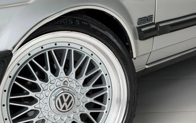 imagem-https://www.socarrao.com.br/sc-vehicle-images-prod/4167347/1790605288498-V2hhdHNBcHAgSW1hZ2UgMjAyNi0wOS0wNCBhdCAyMC4zNi40MSAoMSkuanBlZw.jpeg
