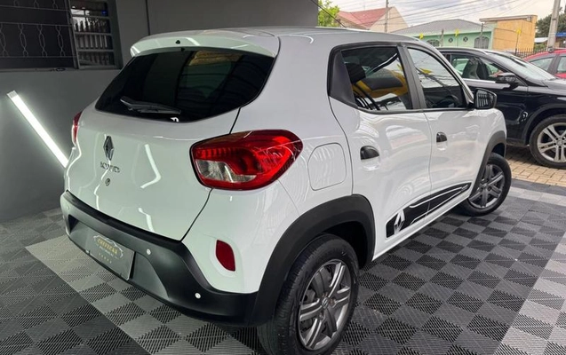 imagem-https://www.socarrao.com.br/sc-vehicle-images-prod/4167570/1791566880282-8515767_19_B_5868e94a3f.jpeg