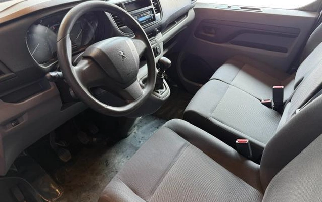 imagem-https://www.socarrao.com.br/sc-vehicle-images-prod/4167617/1791924134858-8519703_6_B_2c5654f875.jpeg