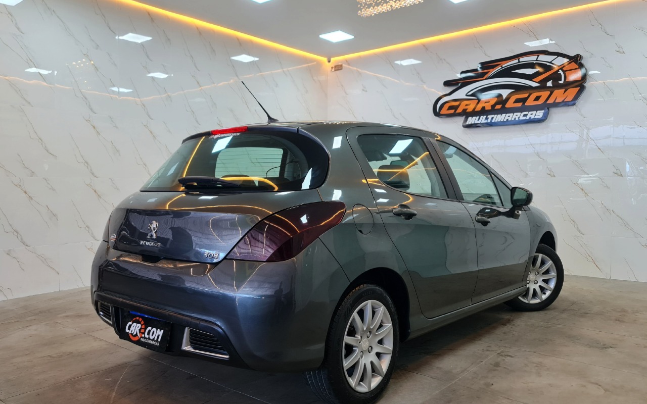 imagem-https://www.socarrao.com.br/sc-vehicle-images-prod/4167672/1791299823168-Ny5qcGc.jpg
