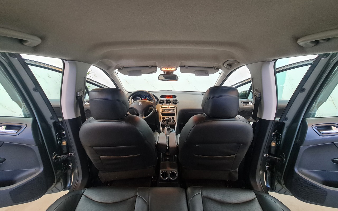 imagem-https://www.socarrao.com.br/sc-vehicle-images-prod/4167672/1791299823509-MTAuanBn.jpg
