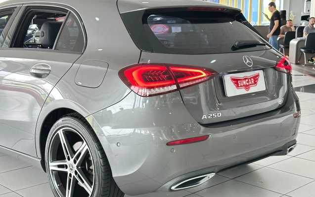imagem-https://www.socarrao.com.br/sc-vehicle-images-prod/4167687/1790606268489-5_113727.jpg