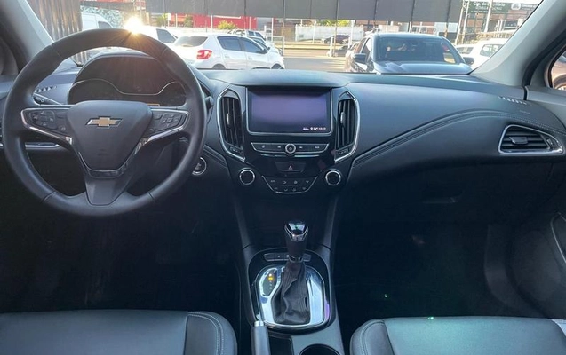 imagem-https://www.socarrao.com.br/sc-vehicle-images-prod/4167754/1790794988983-8510467_5_B_3b9a0588ee.jpeg