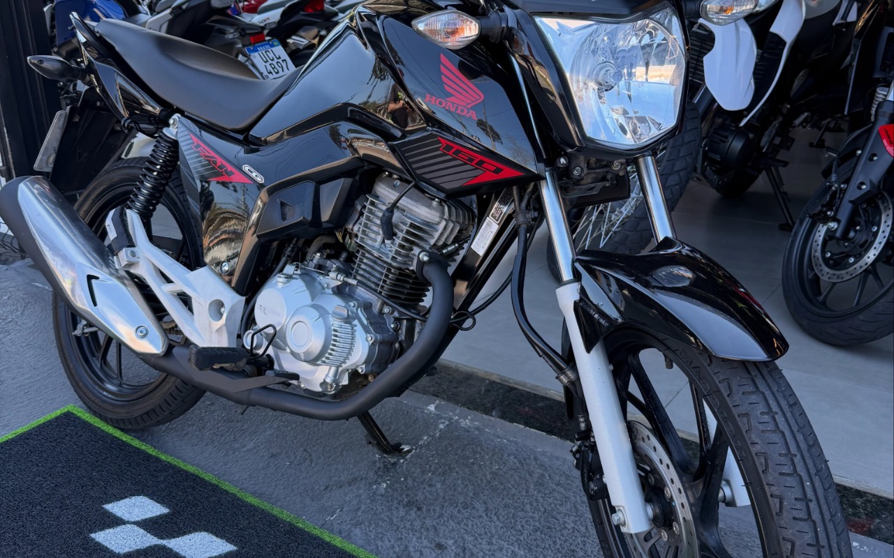 imagem-https://www.socarrao.com.br/sc-vehicle-images-prod/4167898/1790606564611-ODI1MzIyNTU4XzE4MTI2Mjc2MzE2ODQyMjQ4XzEzMjE1MjE5NjY3MjgyNTc2NDNfbi5qcGc.jpg