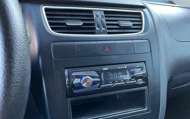 imagem-https://www.socarrao.com.br/sc-vehicle-images-prod/4167902/1790948157697-8512912_8_B_5321083a8f.jpeg