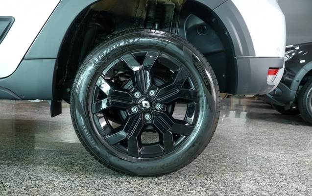 imagem-https://www.socarrao.com.br/sc-vehicle-images-prod/4167903/1790610436962-e424f0fa-cdb9-431e-9e71-ea75712bb3b2.jpg