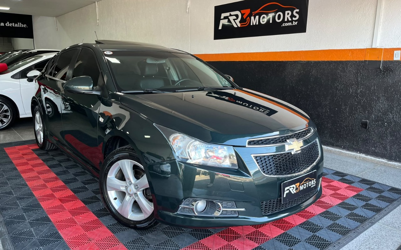 Chevrolet Cruze 2014 Verde — foto 1 de 3