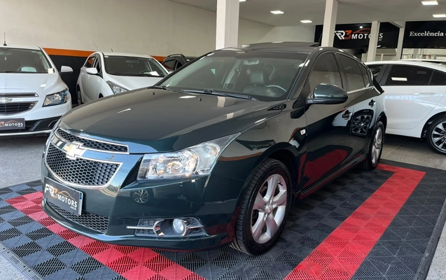 imagem-https://www.socarrao.com.br/sc-vehicle-images-prod/4167925/1790606696127-V2hhdHNBcHAgSW1hZ2UgMjAyNi0wOS0yNCBhdCAxNi4yMy4zNSAoMSkuanBlZw.jpeg
