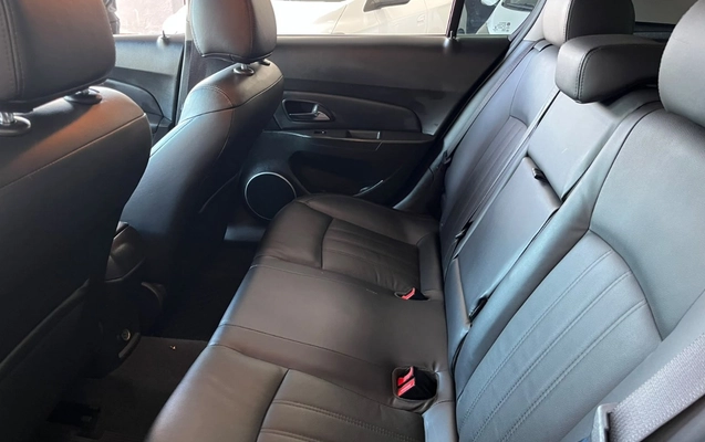 imagem-https://www.socarrao.com.br/sc-vehicle-images-prod/4167925/1790606696555-V2hhdHNBcHAgSW1hZ2UgMjAyNi0wOS0yNCBhdCAxNi4yMy4zNCAoMykuanBlZw.jpeg