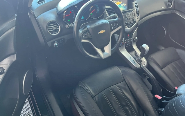 imagem-https://www.socarrao.com.br/sc-vehicle-images-prod/4167925/1790606696612-V2hhdHNBcHAgSW1hZ2UgMjAyNi0wOS0yNCBhdCAxNi4yMy4zMy5qcGVn.jpeg