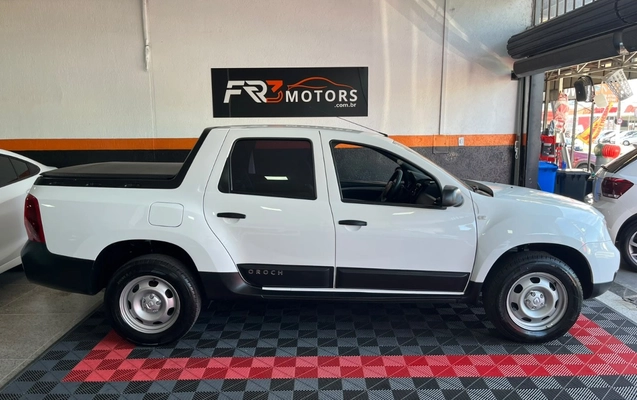 imagem-https://www.socarrao.com.br/sc-vehicle-images-prod/4167934/1790607031034-V2hhdHNBcHAgSW1hZ2UgMjAyNi0wOS0yNCBhdCAxNi4yMy4yMyAoNCkuanBlZw.jpeg