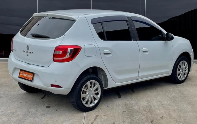 imagem-https://www.socarrao.com.br/sc-vehicle-images-prod/4167985/1790607194259-8508635_12_B_e834135e5a.jpeg