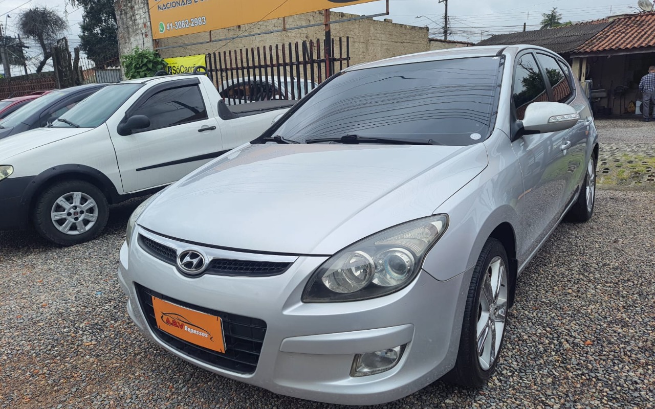 Hyundai i30 2012 Prata — foto 1 de 3